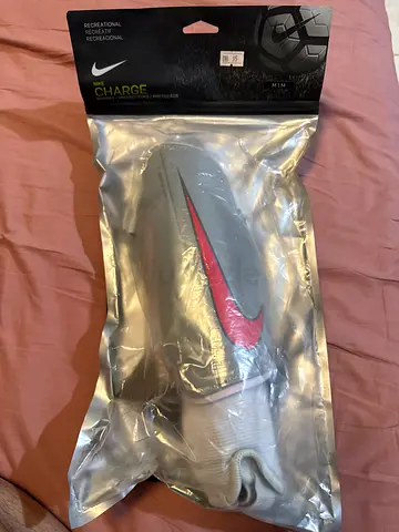 Nike Shin Guards (Brand New, In Pack) - Size Small/Medium