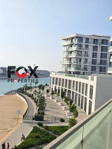 فرصة استثمارية مميزة | استوديو مفروش بإطلالة رائعة في أجمل مكان