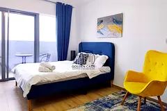 Aura Azizi | Beside Metro | Modern Living