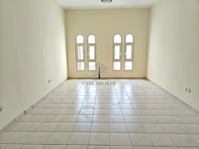 Spacious | unfurnished | With store room