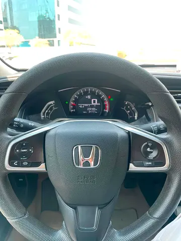 2016 Honda CIVIC — фото 13