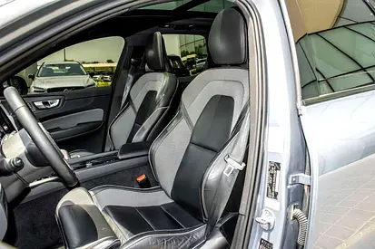 صورة مصغرة 12 لـ 2024 Volvo XC60
