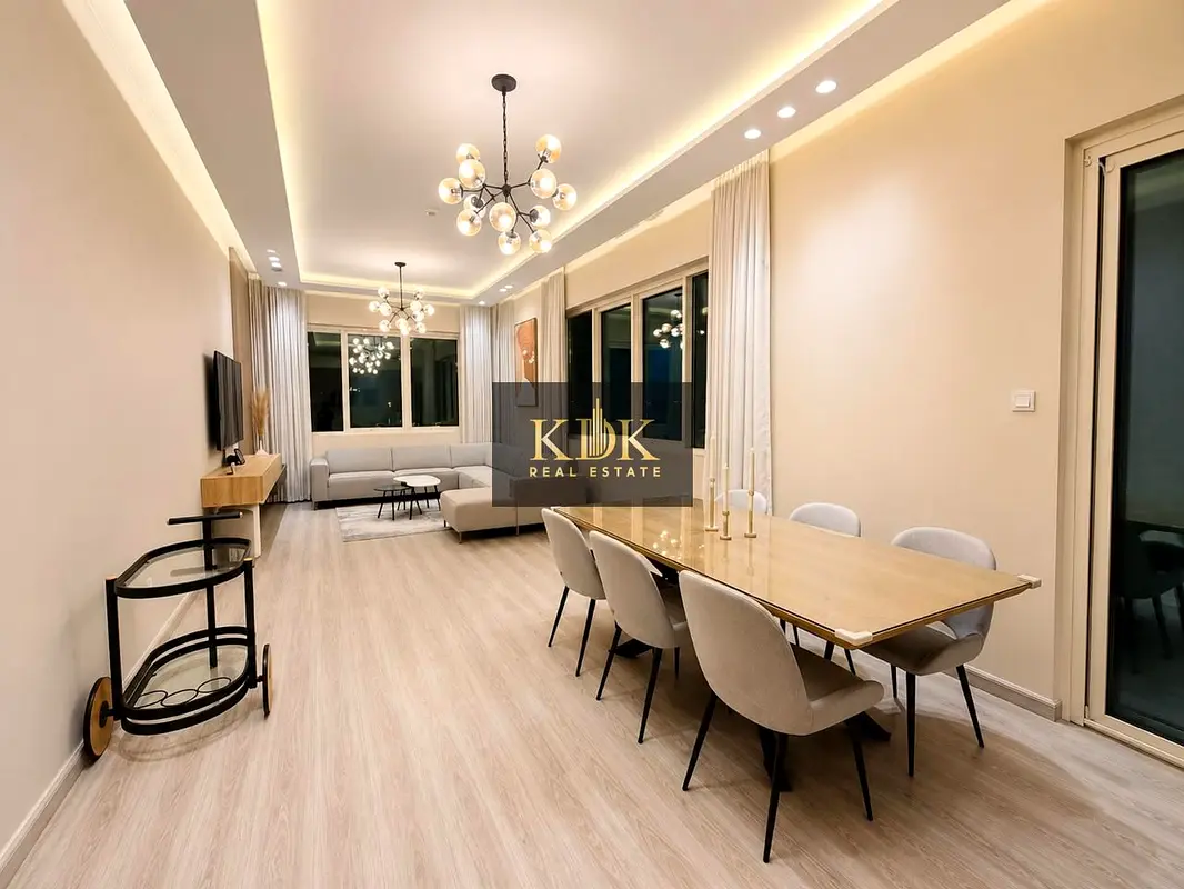 Renovated | Upgraded | chiller free | corner unit | big layout