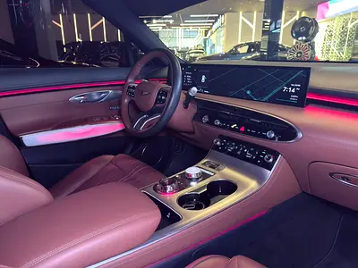 صورة مصغرة 16 لـ 2025 Genesis GV70