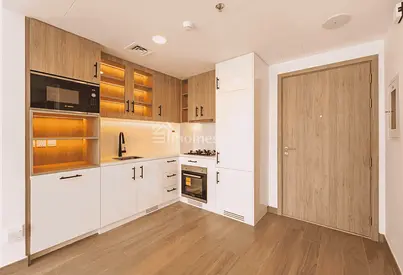 Townhouse View | High Floor | Ready to Move In