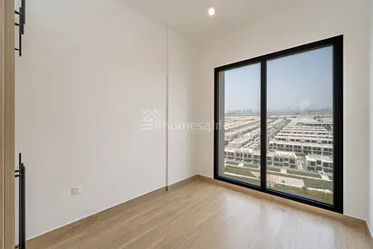 Townhouse View | High Floor | Ready to Move In