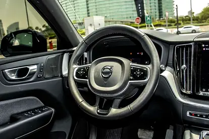 صورة 9 لـ 2024 Volvo XC60
