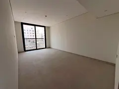 Brand new 1 bedroom with 2 bathroom + laundry room apartment available for rent at the prime locatio