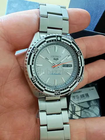 Seiko 5 sport stainless steel Automatic