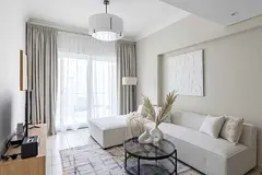 Vacant| Full Lake view | High floor