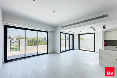 Corner | ParkFacing, Single Row | Ready to Move