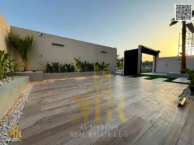 للبيع فيلا تصميم كلاسيك مميز - طابقين - موقع مميز علي شارع الشيخ محمد بن زايد مباشرة