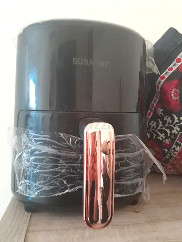 Sonavin (Sonavaber?) Compact Air Fryer - Black (Used)