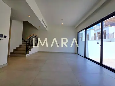 4BR | Middle | Ready To Move | Appliances