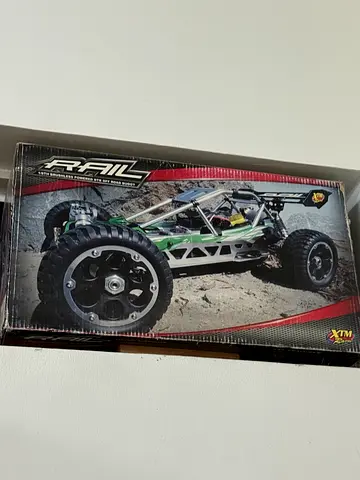 XTM RAIL 1/8 BUGGY BRUSHLESS +Remote
(boxed)