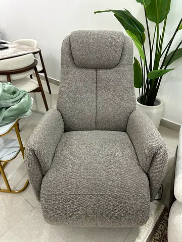 BRAND NEW sofa chair