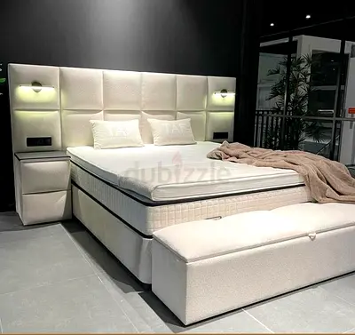 Modern Upholstered Bed Set with Integrated Lighting and Storage Bench