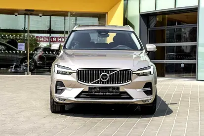 صورة 5 لـ 2023 Volvo XC60