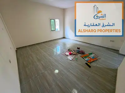 للايجار السنوي كورنيش عجمان استديو طابق ارضي تكييف مركزي مساحه كبيره 19 الف 6 دفعات