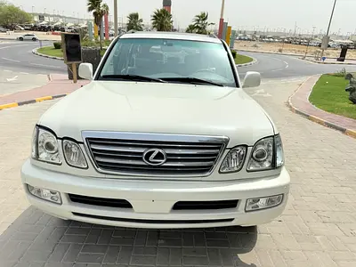 2004 Lexus LX-SERIES photo 11