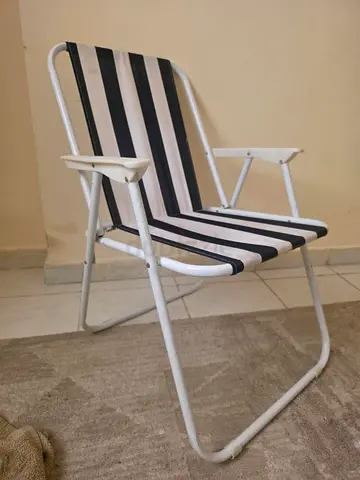 Lightweight Foldable Outdoor/Patio Chair — Black & White Stripes