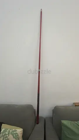 Full-size wooden pool cue / billiard cue in good condition