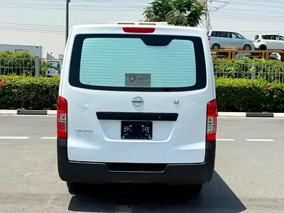 2022 Nissan URVAN — миниатюра 7
