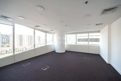 Fully Fitted Unit | DED License | 4 Allocated Parking Spaces
