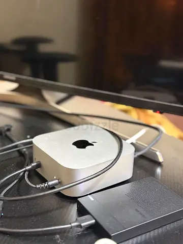 Apple Mac mini (Silver) - Compact Desktop Computer