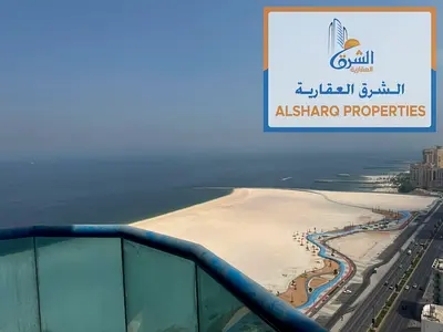 اطلاله ممتازه علي البحر مباشره  4 حمام  مع غرفه خادمه  و غرفه غسيل  شقه مضيئه بالكامل  ومساحه كبيره  علي كورنيش عجمان مباشر