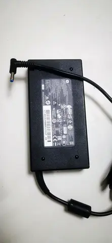 HP laptop power adapter/charger 120w (used)