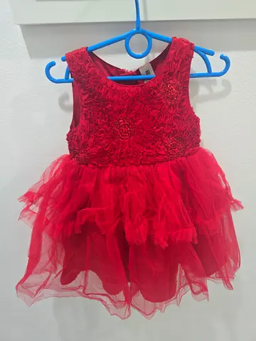 Red sleeveless tulle party dress for toddler/girl - excellent condition