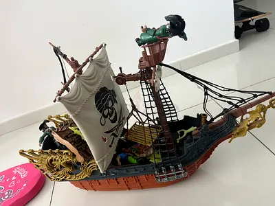 Pirate ship large toy