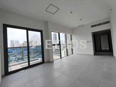 Closed Kitchen | Spacious Layout | High Floor