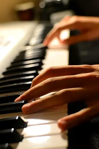 Piano and music lessons - BACK TO SCHOOL OFFER 🎵🎹🎶