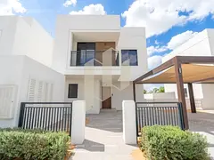 Single Row Corner | Large Plot | Next to the Park | Upcoming Oct 1