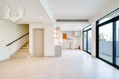 VACANT MID SEPTEMBER | CLOSE TO POOL | UNFURNISHED