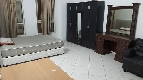Spacious furnished room with separate bath for executive bachlor in Sharjah