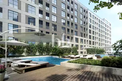 1BR | Private Garden | 2 Bath | Semi Kitchen