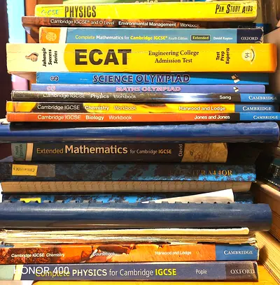 Bundle of Cambridge IGCSE & Exam Prep Textbooks (Physics, Chemistry, Biology, Maths, ECAT)