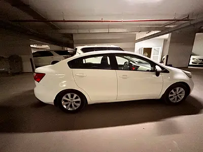 2013 KIA RIO 照片 2
