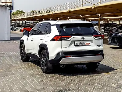 2024 Toyota RAV 4 — фото 8
