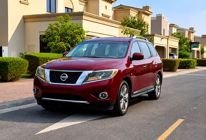 NISSAN PATHFINDER  | SV | FREE ACCIDENT | WELL MAINTAINED