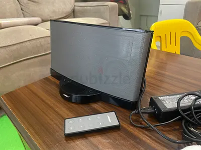 Bose SoundDock Series 2 Digital Music system with Bluetooth, Auxilliary and with Remote Control