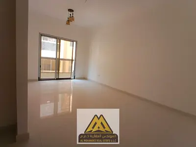 شقة غرفة وصالة للإيجار السنوي – المويهات 3، عجمان غرفة وصالة حمامان تكييف مركزي بناية أول ساكن