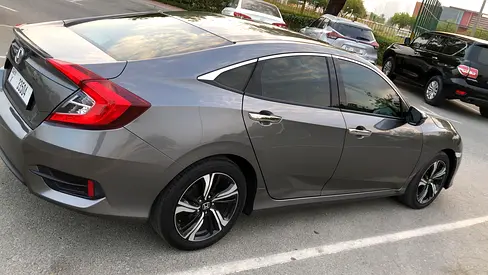 2018 Honda CIVIC — фото 7