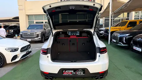 صورة مصغرة 8 لـ 2018 Porsche MACAN