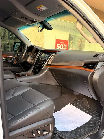صورة مصغرة 12 لـ 2017 Cadillac ESCALADE