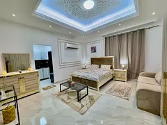 Furnished|Studio|Sep Kitchen|Big Room|Month-3200|Well Finishing] Nice Washroom|