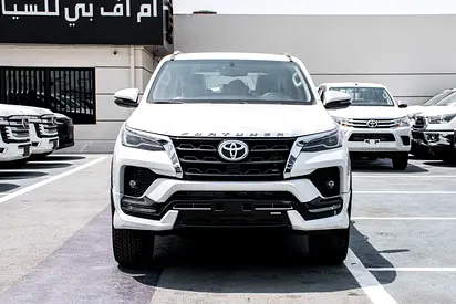 Brand New 2026 Toyota Fortuner SR5 4.0L | GCC Specs | 0km